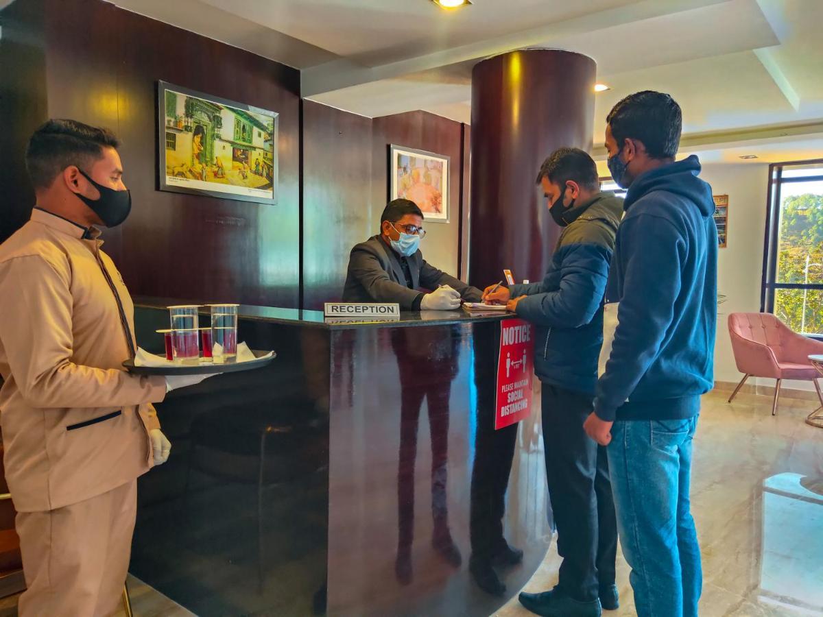 王子公寓 Bhīm Tāl 外观 照片